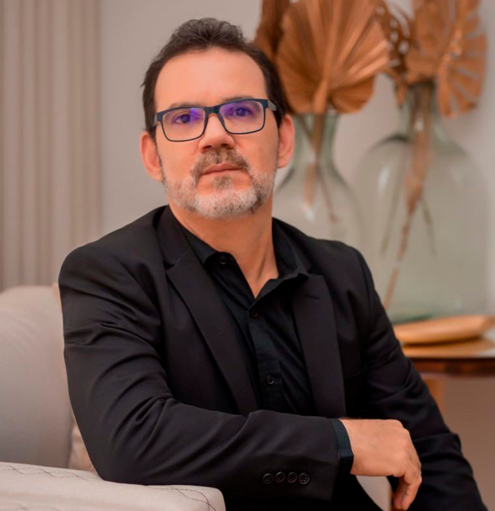 Dr. Ivan Salles